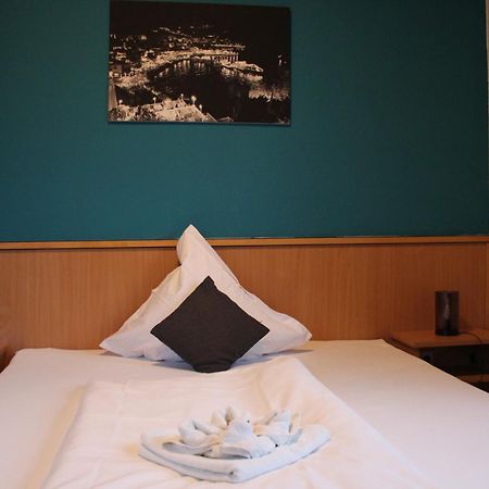 Olympia Hotel & Restaurant Inden Екстериор снимка