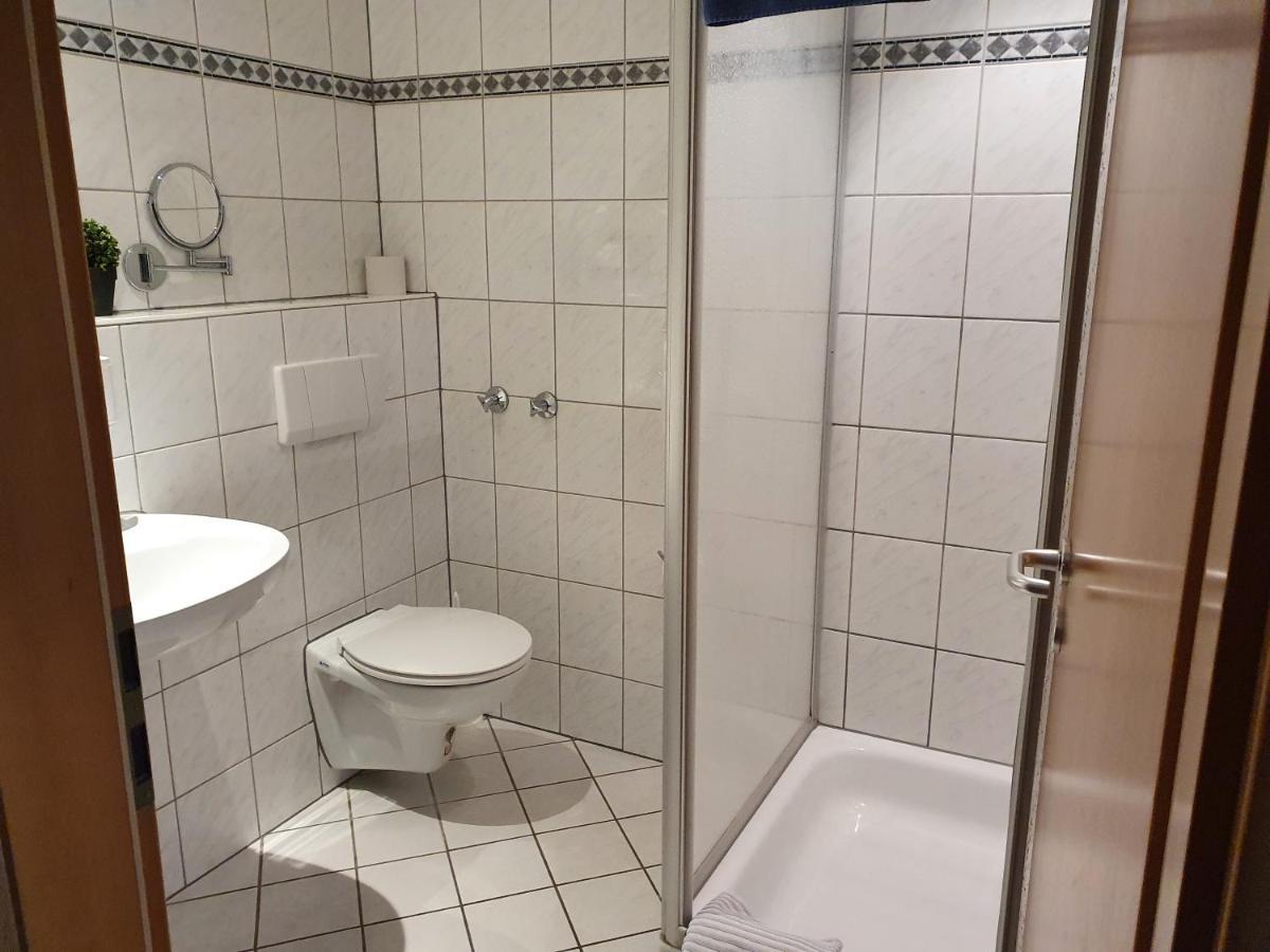 Olympia Hotel & Restaurant Inden Екстериор снимка